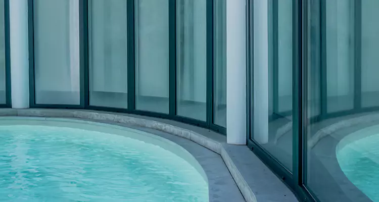 Repair Polyester Screen for Pool Enclosure in Eustis, FL