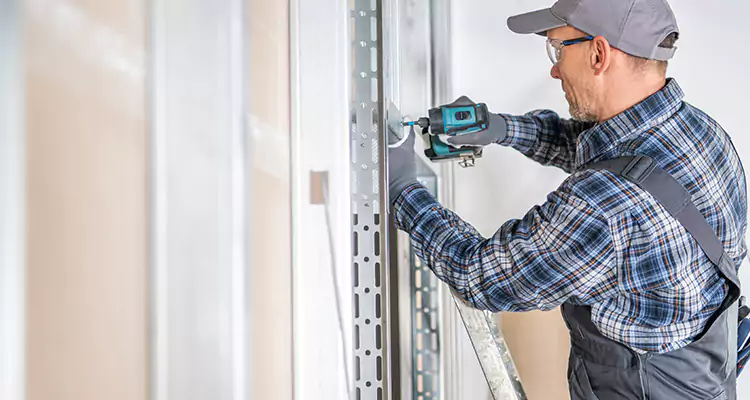 Sliding Door Latch Hardware Repair in Eustis, FL
