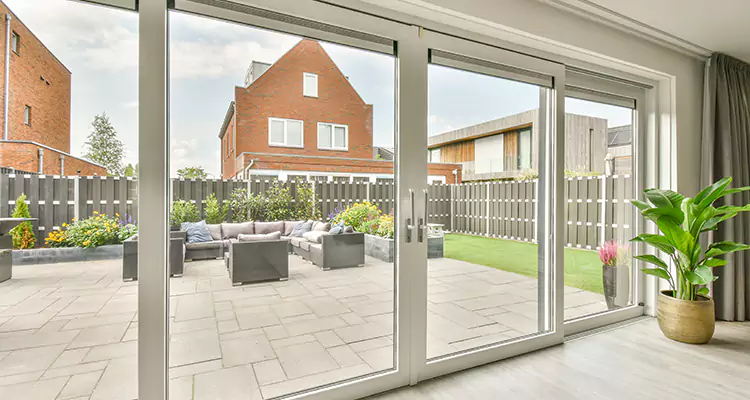 Best Sliding Screen Door Replacement Company in Eustis, FL