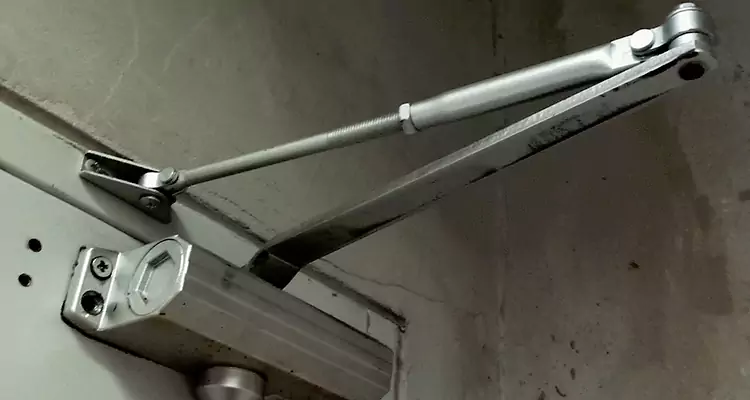 Door Closer Oil Leak Repair in Eustis, FL