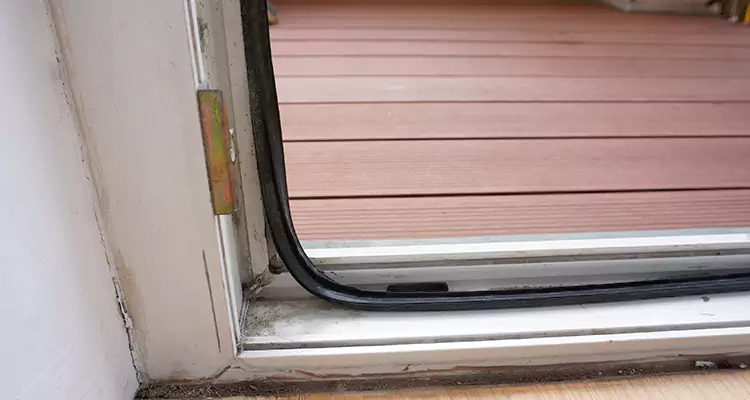 Repair Patio Doors Leaking at Bottom in Eustis, FL