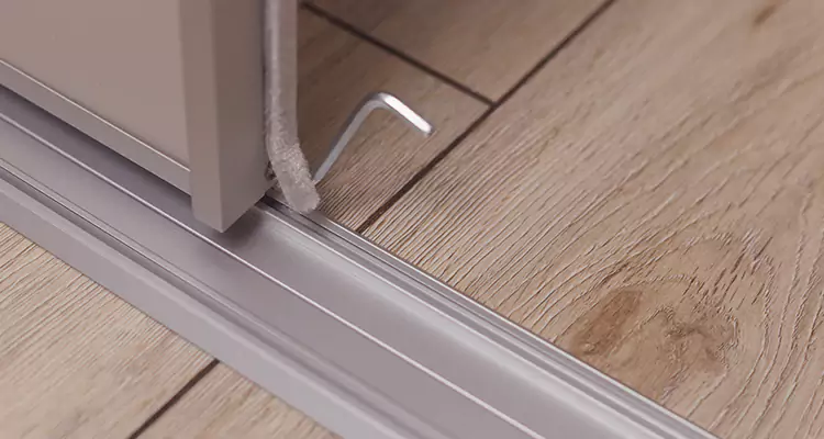 Squeaky Sliding Door Repair in Eustis, FL