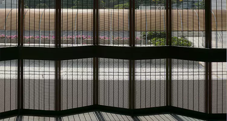 Front Screen Door Repair in Eustis, FL